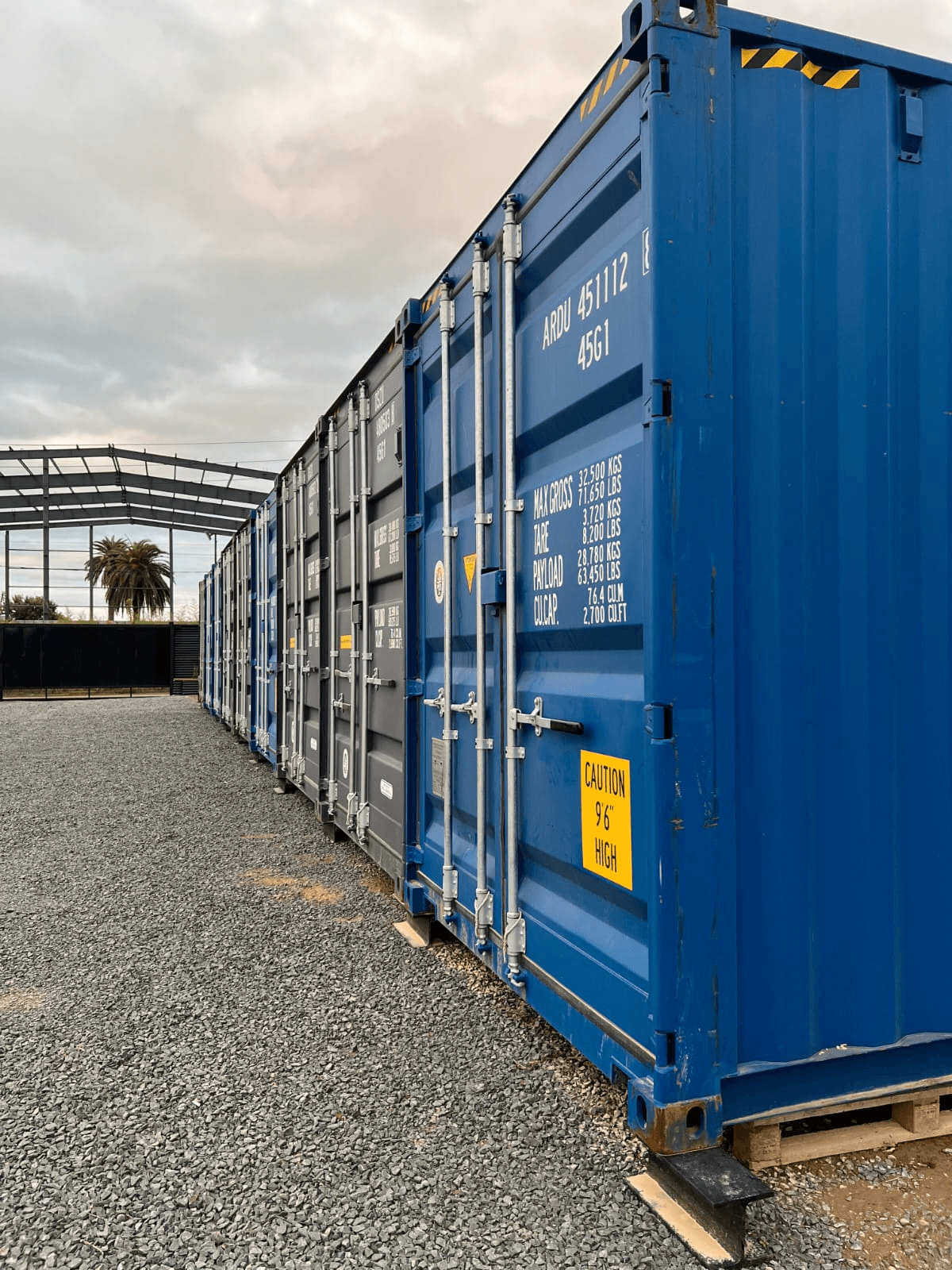 Container Contena y predio